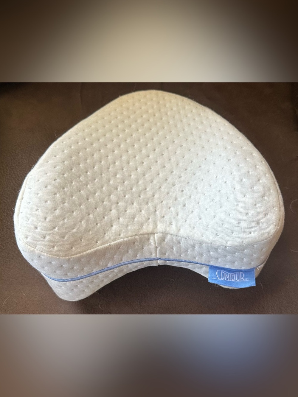 Contour Legacy Leg Pillow-Memory Foam